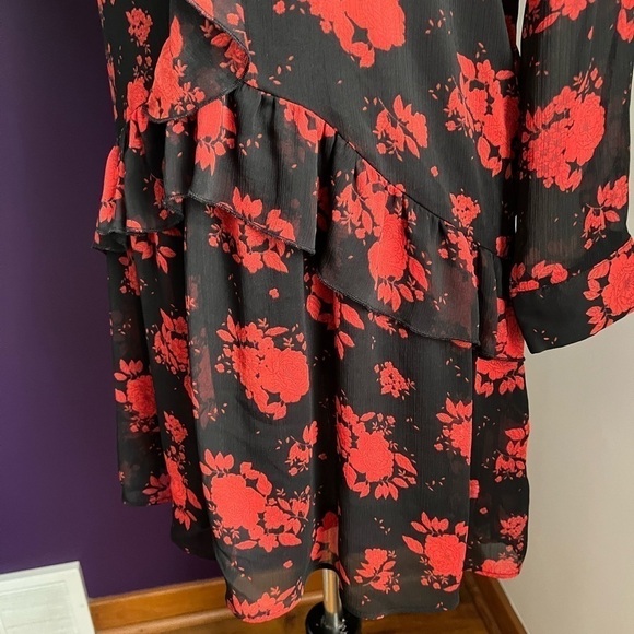 7 for $30 Zara Long Sleeve Dress - Picture 8 of 10